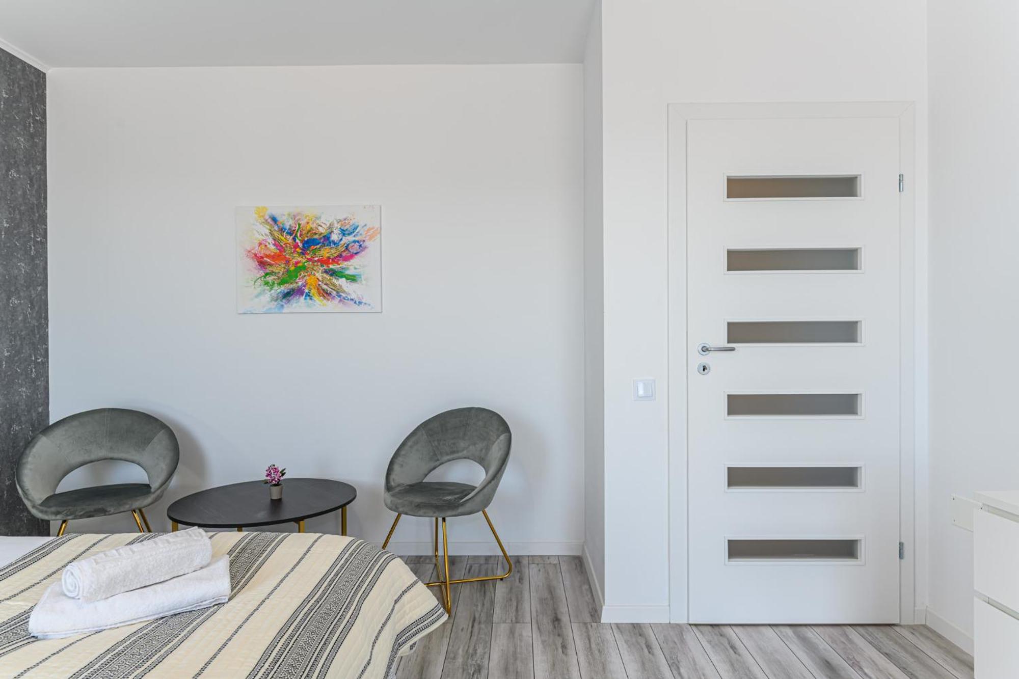 Mabu Apartment Брашов Екстериор снимка