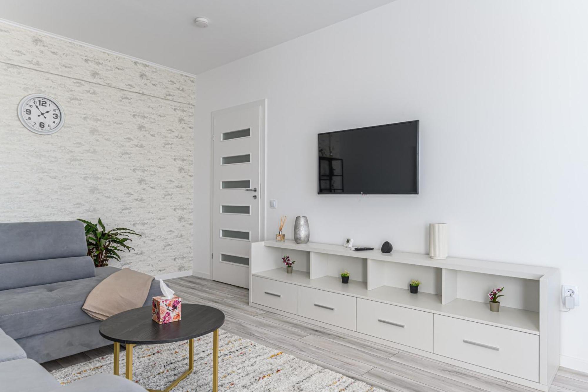 Mabu Apartment Брашов Екстериор снимка